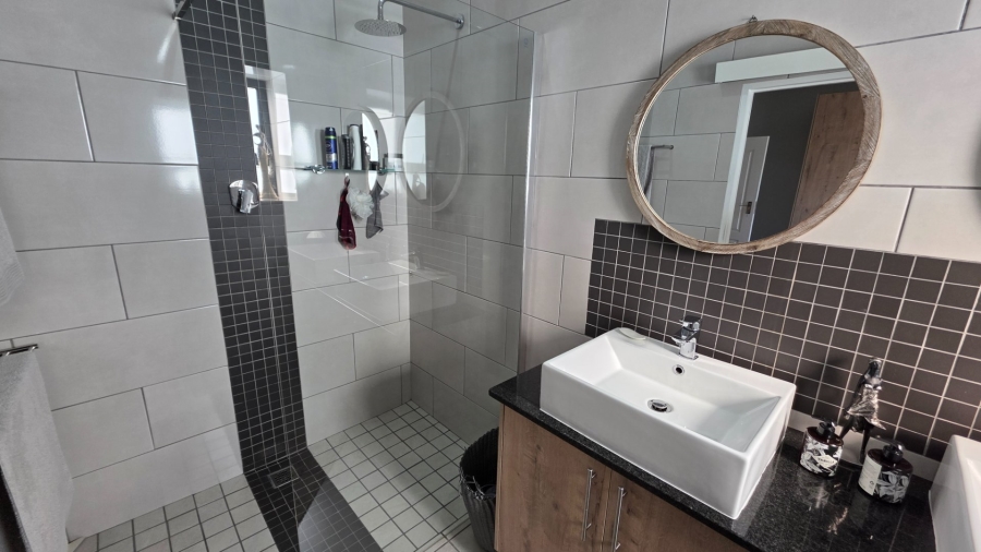 3 Bedroom Property for Sale in Hartenbos Heuwels Western Cape